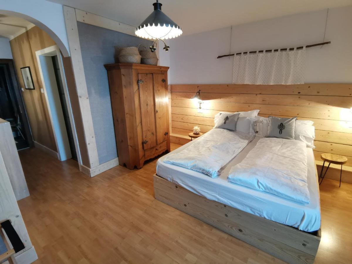 Hotel Almhof San Candido